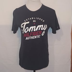 Tommy Hilfiger t shirt